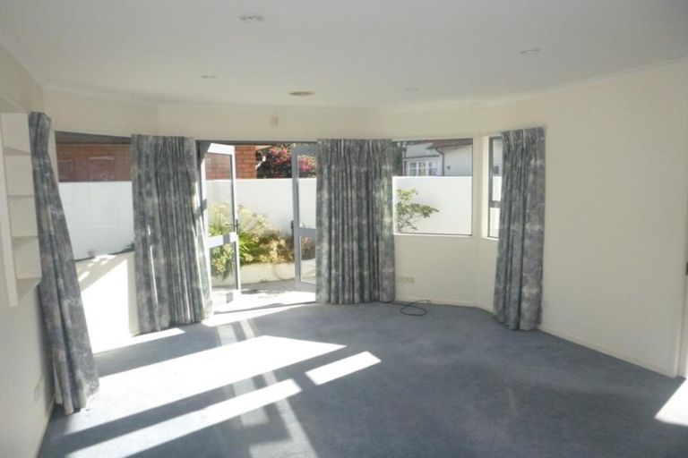 Photo of property in 59 Hautana Street, Woburn, Lower Hutt, 5010