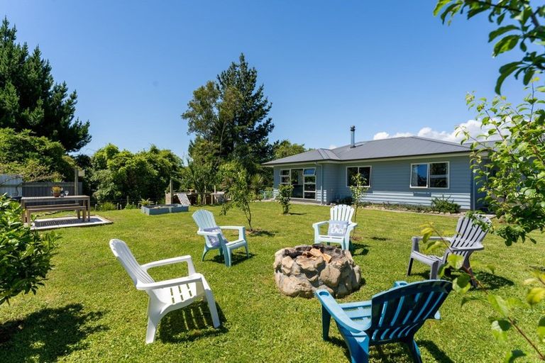Photo of property in 18 Te Harawira Street, Otaki, 5512