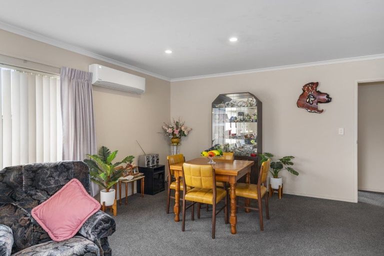 Photo of property in 53b Pemberton Crescent, Greerton, Tauranga, 3112