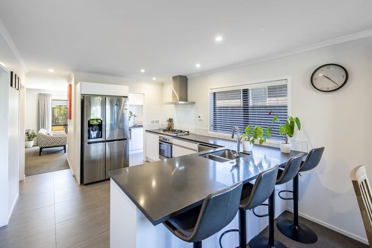 Photo of property in 97 Schoolside Road, Kumeu, 0810