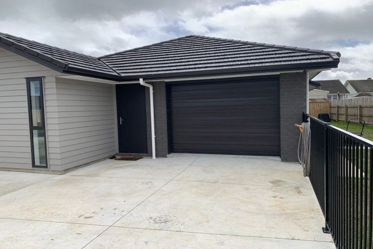 Photo of property in 68 Hinemoa Street, Levin, 5510