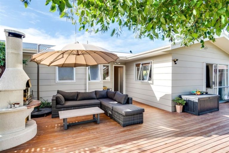Photo of property in 35 Plunket Street, Tamatea, Napier, 4112