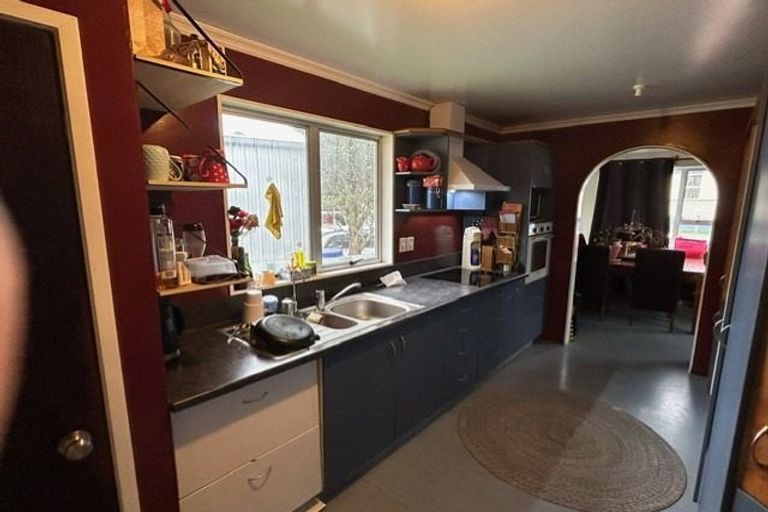 Photo of property in 102 Kelly Street, Inglewood, 4330