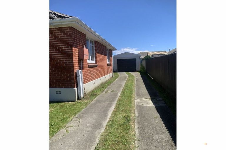 Photo of property in 4 Edward Street, Waimate, 7924