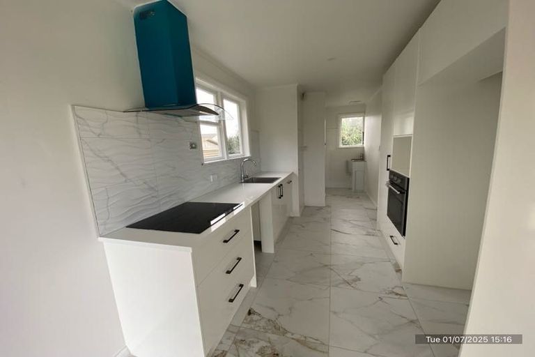 Photo of property in 64 Arimu Road, Papakura, 2110