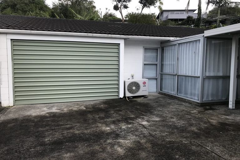 Photo of property in 2/15 Dunraven Place, Torbay, Auckland, 0630