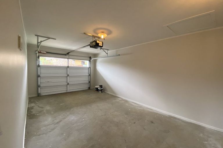Photo of property in 1/80 Aberfeldy Avenue, Highland Park, Auckland, 2010