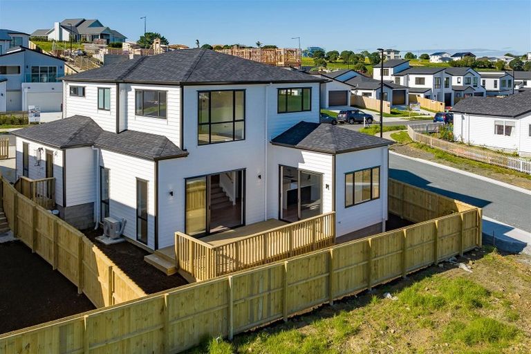 Photo of property in 6 Ta Moko Drive, Gulf Harbour, Whangaparaoa, 0930