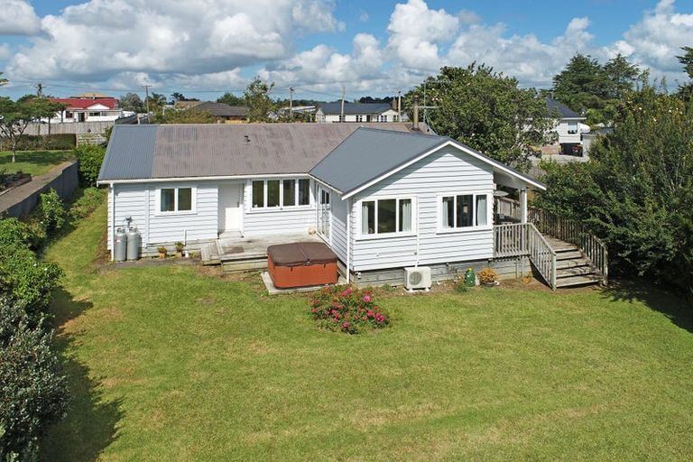 Photo of property in 20 Buchanan Road, Kingseat, Papakura, 2580
