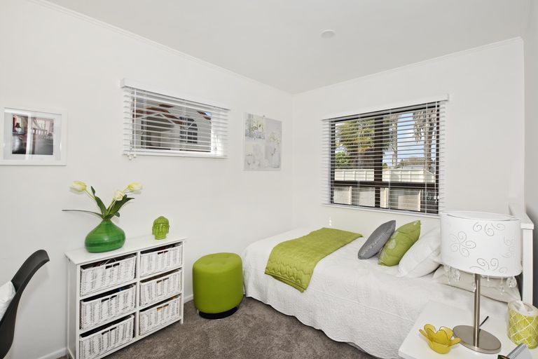 Photo of property in 10 Parkland Crescent, Terrace End, Palmerston North, 4410