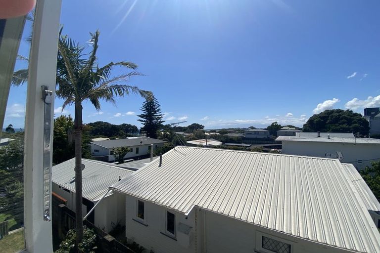 Photo of property in 195 Gill Street, Strandon, New Plymouth, 4312