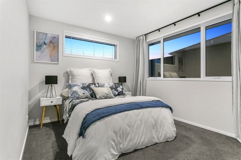 Photo of property in 1 Grenache Way, Kumeu, 0810