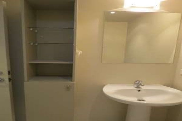 Photo of property in 46 Haven Drive, East Tamaki, Auckland, 2013