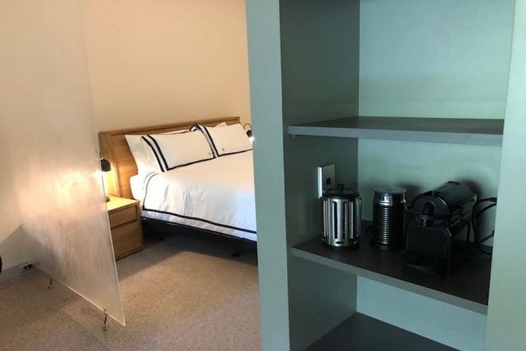 Photo of property in Gerondis Bldg Apartments, 112/60 Willis Street, Wellington Central, Wellington, 6011