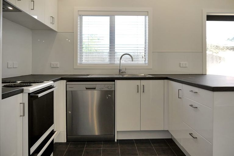 Photo of property in 13-15 Gillespie Street, Taita, Lower Hutt, 5011