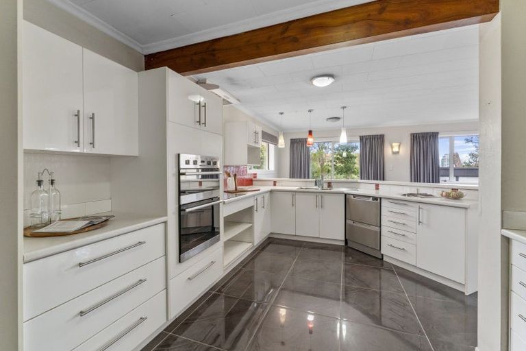 Photo of property in 25 Callender Terrace, Paraparaumu Beach, Paraparaumu, 5032