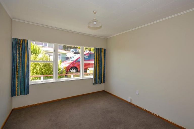 Photo of property in 28a Collier Avenue, Karori, Wellington, 6012