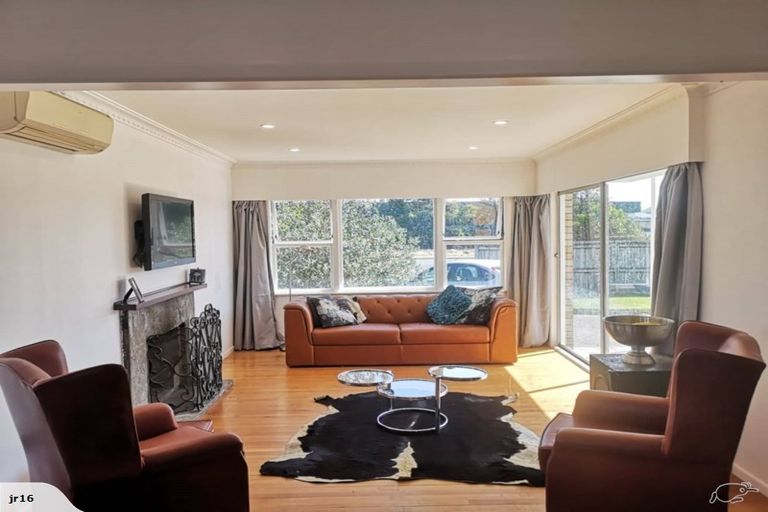 Photo of property in 596 Maunganui Road, Mount Maunganui, 3116