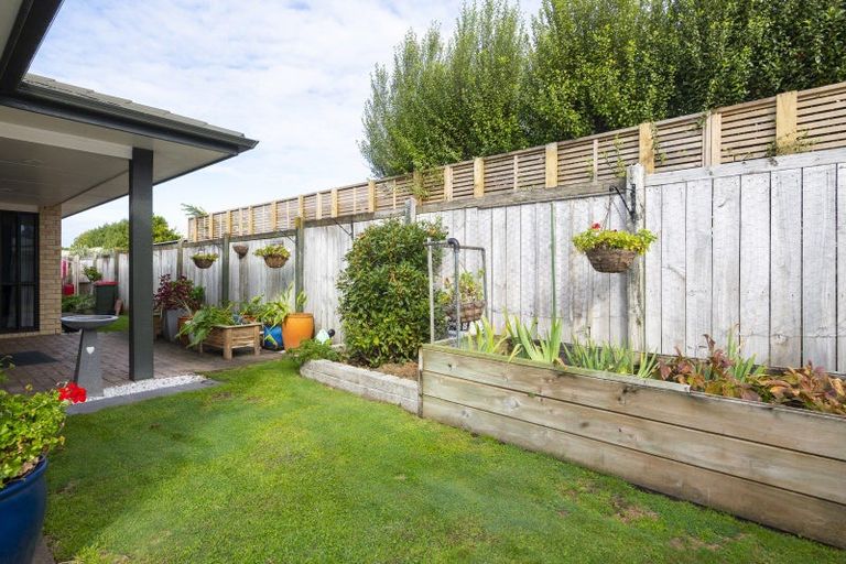 Photo of property in 4 Coulston Place, Riverdale, Gisborne, 4010