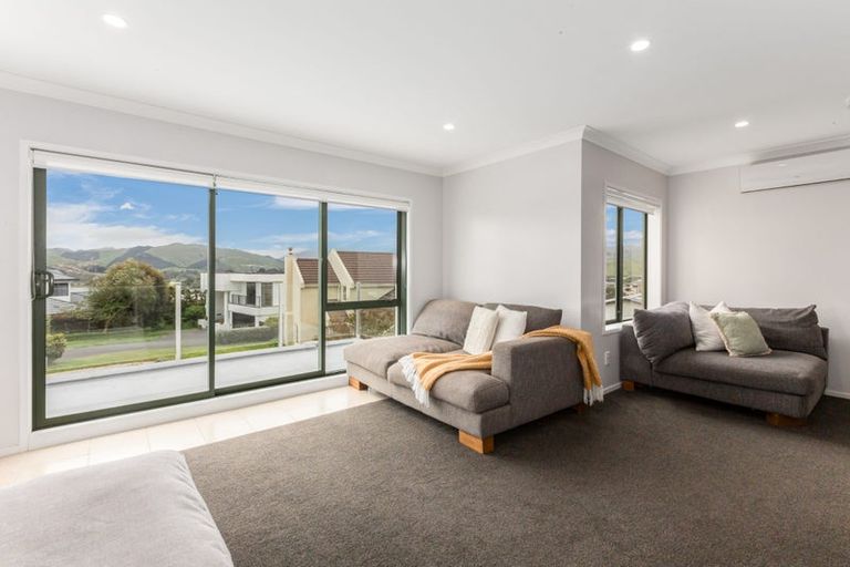 Photo of property in 12 Bowsprit Way, Whitby, Porirua, 5024