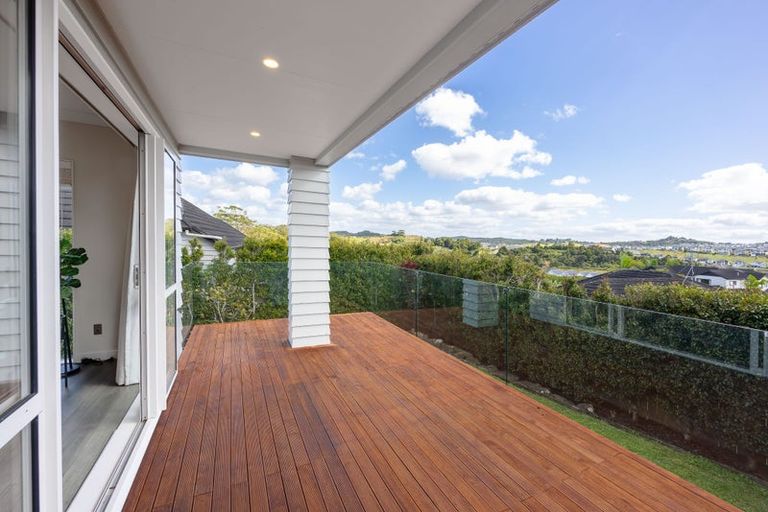 Photo of property in 5 Greyfort Road, Silverdale, 0932