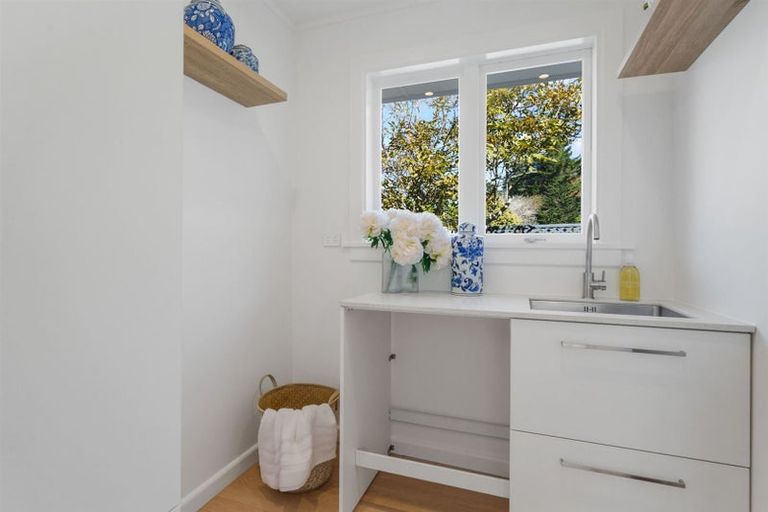 Photo of property in 69 Wakefield Avenue, Sumner, Christchurch, 8081