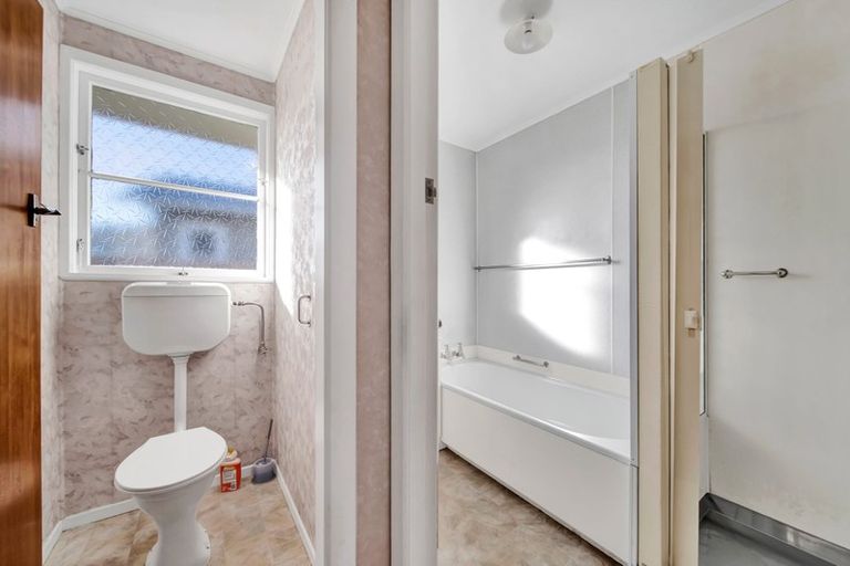 Photo of property in 14 Surrey Street, Hawera, 4610