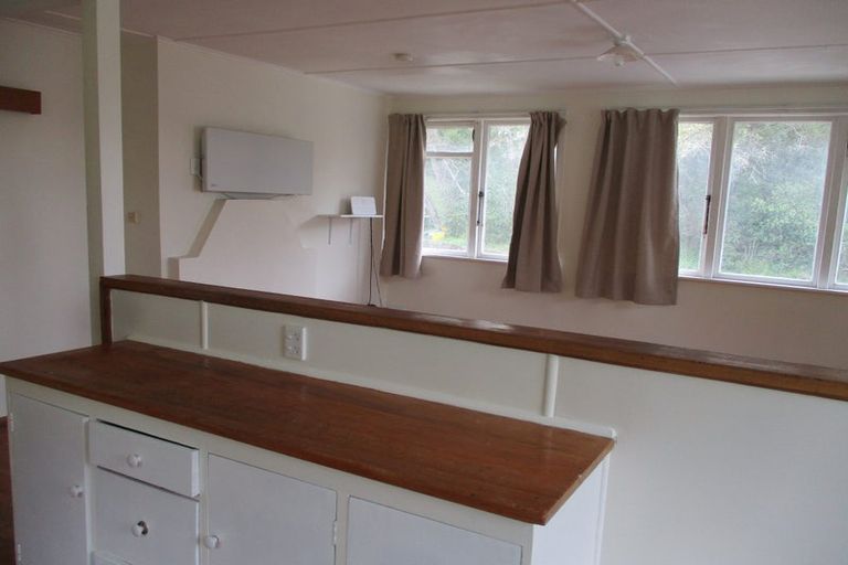 Photo of property in 147 Champion Street, Cannons Creek, Porirua, 5024