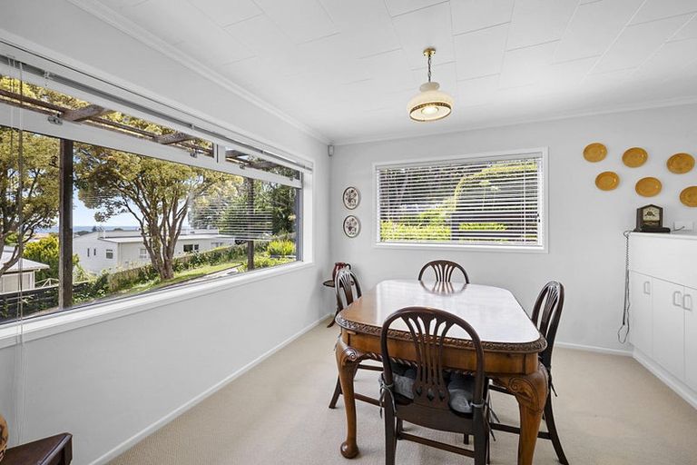 Photo of property in 128 Pendarves Street, New Plymouth, 4312