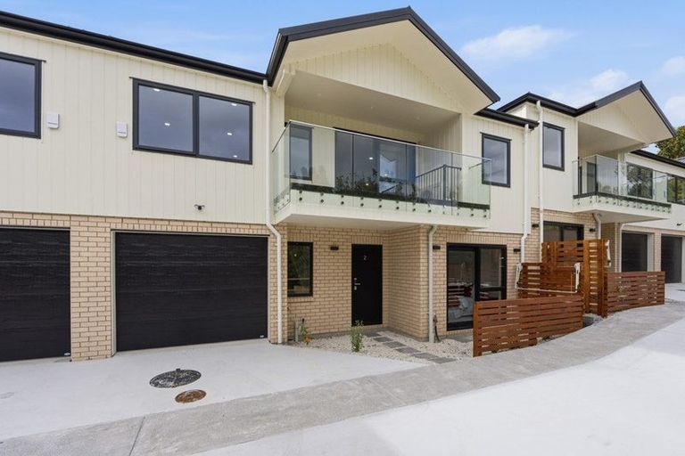 Photo of property in 16 Kirby Street, Glendene, Auckland, 0602