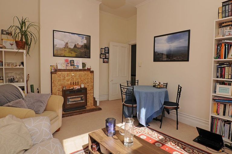 Photo of property in 9 Park Street, Thorndon, Wellington, 6011