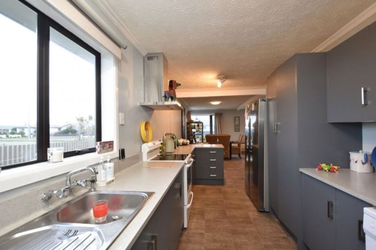 Photo of property in 123 Stirrat Street, Kingswell, Invercargill, 9812