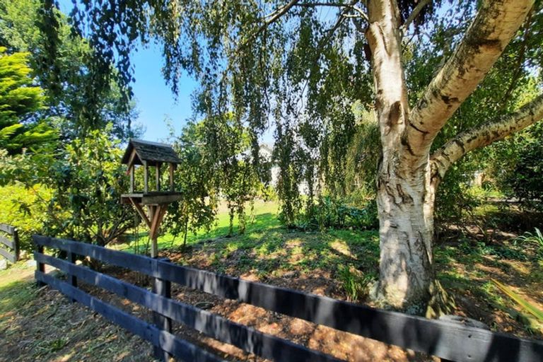 Photo of property in 29 Berwick Road, Clarendon, Outram, 9073