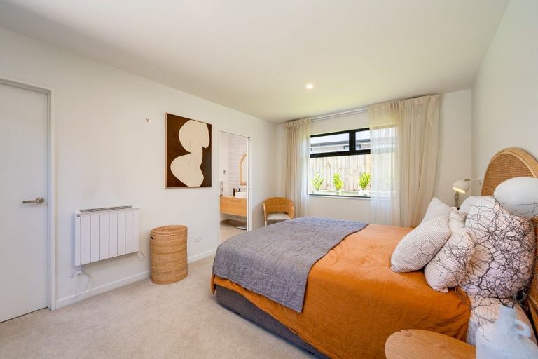 Photo of property in 37 Obelisk Street, Wanaka, 9305
