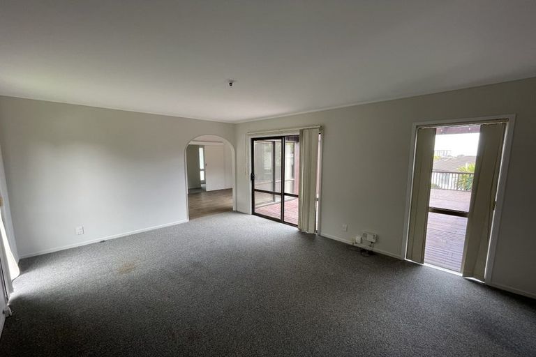 Photo of property in 31 Aronia Way, Goodwood Heights, Auckland, 2105