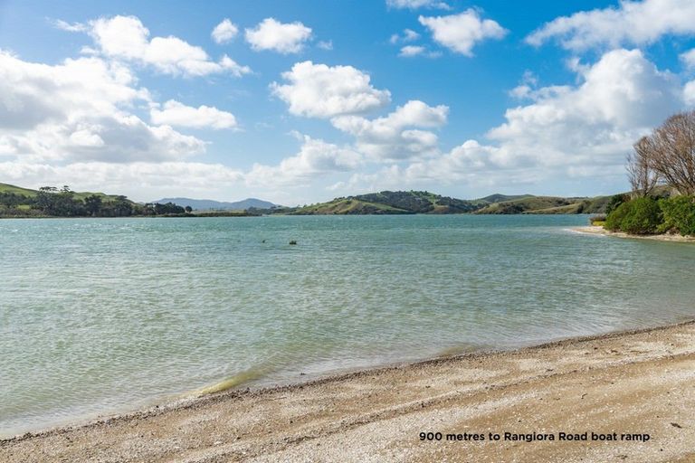 Photo of property in 158 Rangiora Road, Kaiwaka, 0573