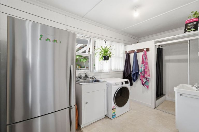 Photo of property in 63 Weka Street, Waikiwi, Invercargill, 9810