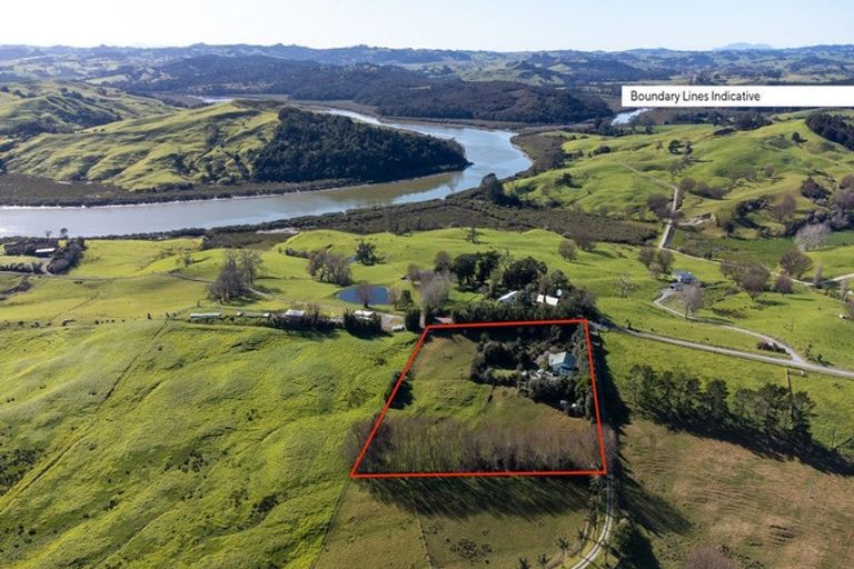 Photo of property in 111 Harataua Road, Port Albert, Wellsford, 0973