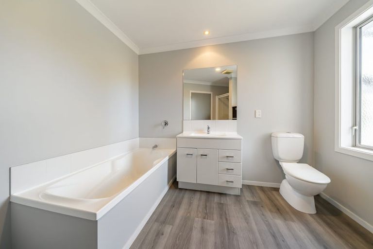 Photo of property in 103 Te Puia Drive, Aotea, Porirua, 5024