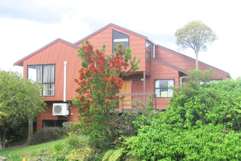 Photo of property in 8 Westbourne Avenue, Pomare, Rotorua, 3015