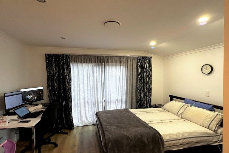 Photo of property in 56 Aspiring Avenue, Flat Bush, Auckland, 2019