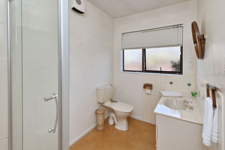 Photo of property in 64a Windermere Road, Papanui, Christchurch, 8053