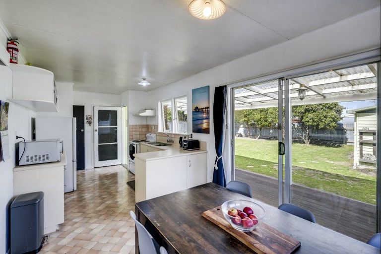 Photo of property in 52 Wynyard Crescent, Tamatea, Napier, 4112