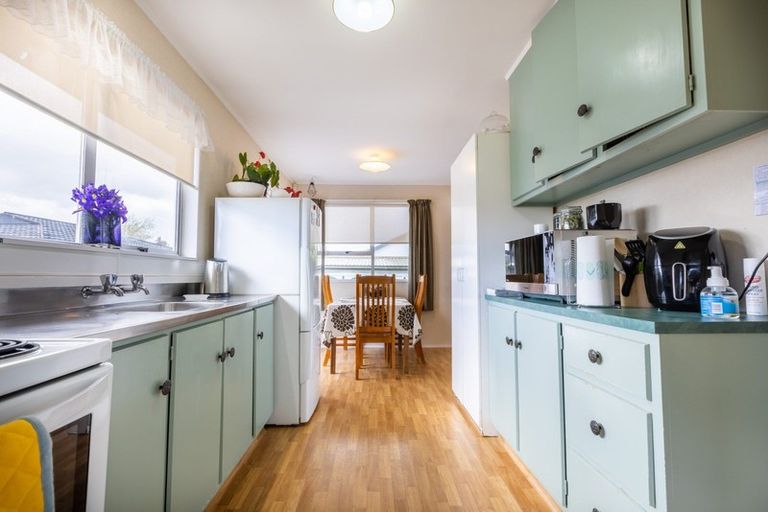 Photo of property in 16 Blomfield Street, Nawton, Hamilton, 3200