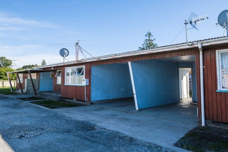 Photo of property in 2/2 Cobham Place, Te Hapara, Gisborne, 4010