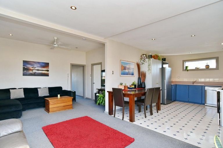 Photo of property in 18 Davie Street, Kaiapoi, 7630