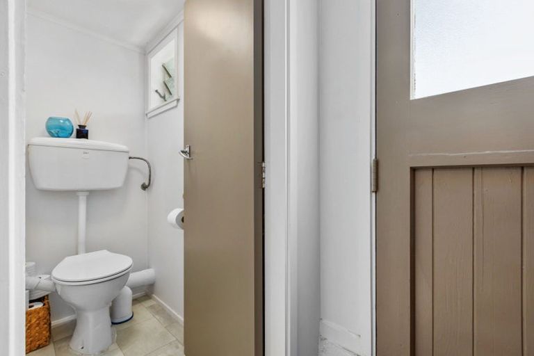 Photo of property in 11 William Benton Street, Featherston, 5710