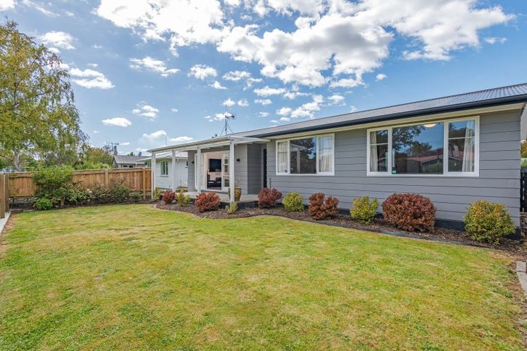 Photo of property in 134 Ruamahanga Crescent, Terrace End, Palmerston North, 4410