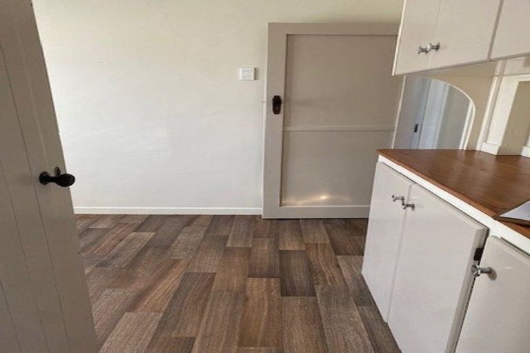 Photo of property in 253 Main South Road, Hornby, Christchurch, 8042