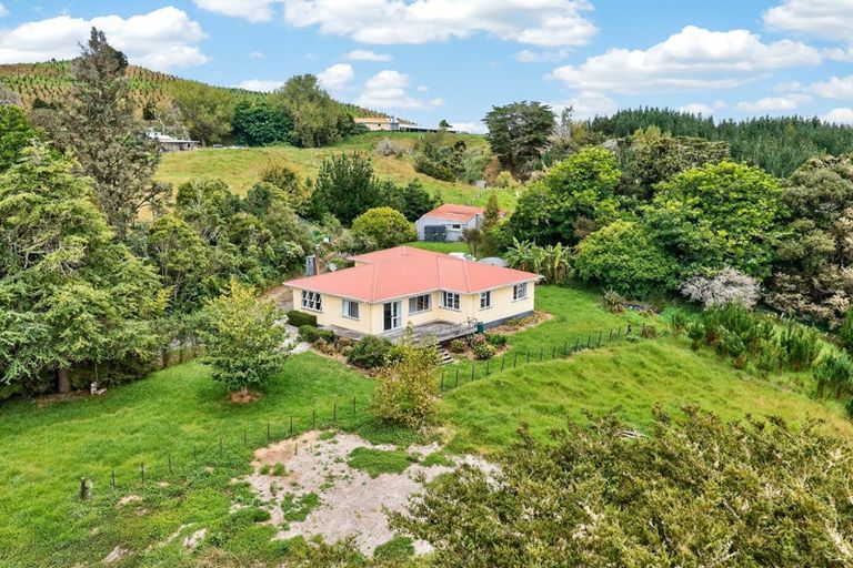 Photo of property in 196 Bull Road, Waiotira, 0193